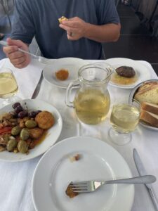 How to Taste Wine Like a Vintner
